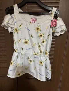 ハニーバンチ　ブラウス　トップス　新品タグ付き　薔薇柄のサムネイル