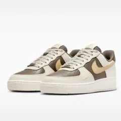 NIKE Air Force 1 '07 LV8