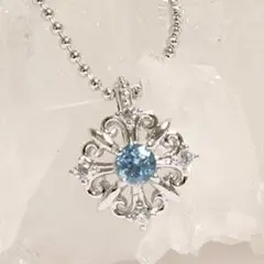 ブルートパーズ　ジルコニア　ペンダント