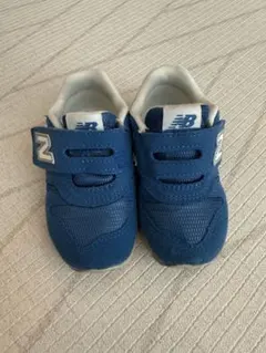 美品！New Balance 373 キッズシューズ ブルー