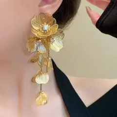 ピアス　結婚式　フラワー　ウェディング　ゴールド　ブライダル　大ぶり