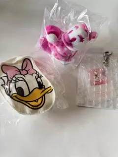 ディズニー　デイジーダック　3点セット おまけシール付き