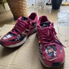 adidas adizero スニーカー ピンク 花柄　連休中値下げ！