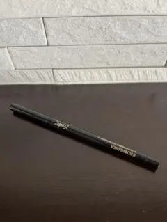YSL クラッシュライナー ウォータープルーフ 1のサムネイル