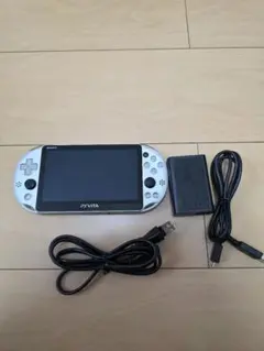 PS Vita Wi-Fiモデル シルバー PCH-2000ZA25