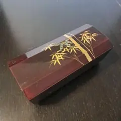 Item thumbnail for item bb47bf28-915f-47a2-be69-6aa521a5a88e