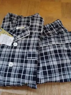 チェック柄パジャマセット（長袖・長ズボン）