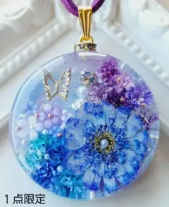 【1807】レジン　マトリカリア　ネックレス　ペンダント　ハンドメイド 1807】レジン マトリカリア ネックレス ペンダント ハンドメイド