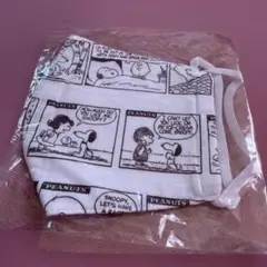 PEANUTS SNOOPYコミック柄マスク