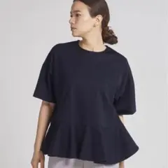 yori ヘムフレアトリコットカットソー - メルカリ
