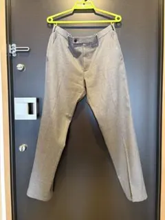 2着　UNIQLO スラックス 感動パンツ　ウエスト82cm