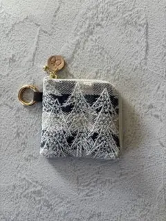 ミナペルホネン landtheater チェックネイビー　L字ミニポーチ