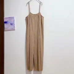 オーバーオール　サロペット　ワイドパンツ　ロングパンツ　プリーツ