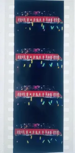 ムビナナ コマフィルム 16人