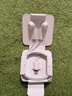 iPhone ライトニングケーブル用イヤホン