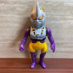 ドクロ太郎イカリ エレガブ ソフビ - メルカリ