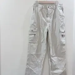 アイボリー　ワークパンツ　カーゴパンツ サイドポケット付き