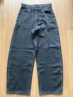 UNIQLO バギーカーブジーンズ　ウエスト23 ダークグレー