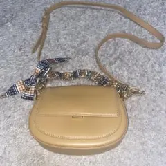 CHARLES & KEITH ショルダーバッグ ベージュのサムネイル