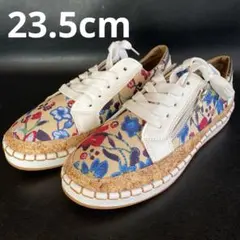 未使用　花柄 ジッパー付きスニーカー　靴　23.5㎝