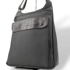 美品 Longchamp ナイロン レザーフラップ ショルダーバッグ フランス製