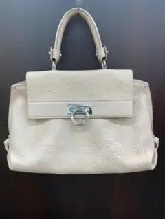 2026年最新】Salvatore Ferragamo カラー：ベージュ系 レディース 