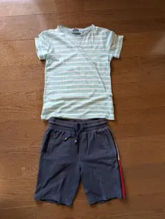 Tommy Hilfiger Tシャツとショートパンツセット　140cm