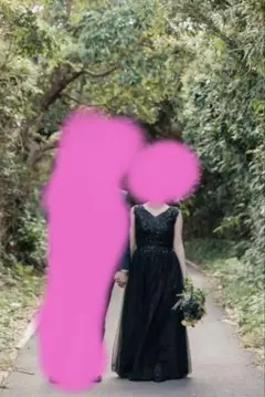 ブラックAラインウェディングドレス