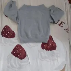 SNIDEL グレー オフショルダー トレーナー