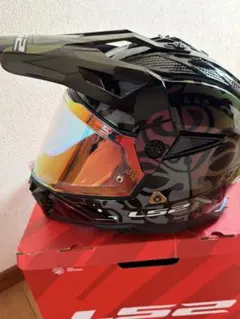 LS2 MX702 Pionner II Rangi フルフェイスヘルメットのサムネイル