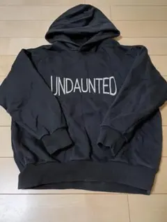 GU キッズ パーカー 150サイズ