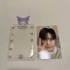 NCT サンリオトレカケース　doyoung