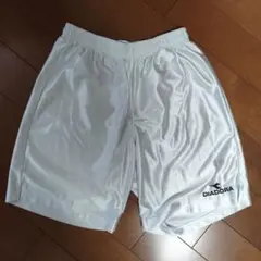 ディアドラ　ハーフパンツ　Mサイズ　白