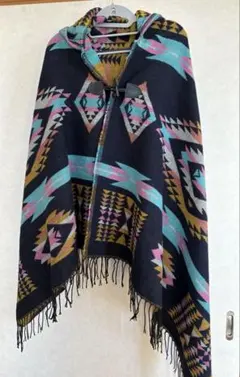 幾何学模様 フード付き ポンチョ