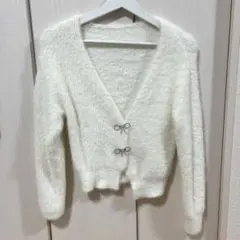 SHEIN ファー風 カーディガン S 《 リボンピン付き 》 完売商品