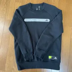 adidas ブラック トレーナー M