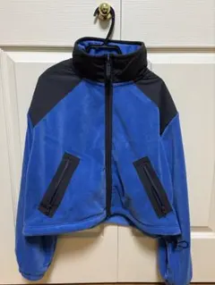 ショート丈フリースジップパーカー