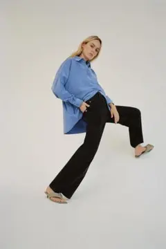 ZARA オーバーサイズ仕様コーデュロイシャツ