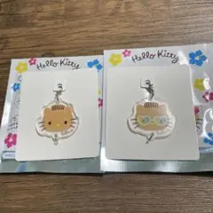 セリア　日焼けキティ　ダニエル 2種　アクリルミニチャーム