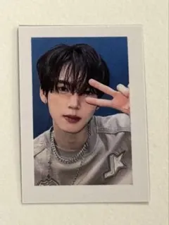 zb1 サノク IDフォト 証明写真 ユジン 2025年最新】zb1 証明写真 ユジンの人気アイテム - メルカリ