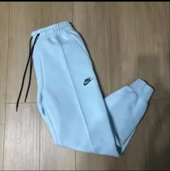 NIKEテックフリース