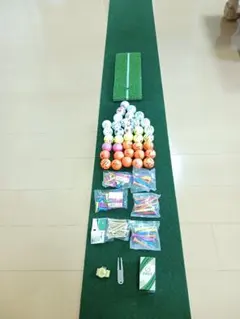 PHYZ 4 ゴルフボールとパッティングマットセット