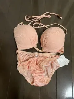 【夏物値下げ中】新品未使用‼︎ブラジャーショーツセット 75D ピンク