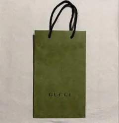 GUCCI エンボス加工 緑色ショップ袋