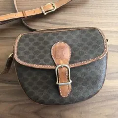 セリーヌ ショルダーバッグ　クロスボディ