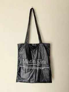 Matin Kim トートバッグ