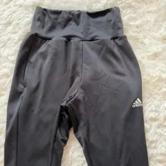 adidas ブラックフィットネス レギンス S
