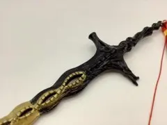 【黄金の至宝】ELDEN RING 神の遺剣 22cm メタルミニチュア 金のサムネイル