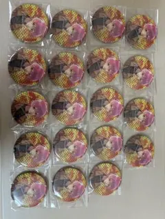 いれいす ないこ 缶バ 10万人 - メルカリ
