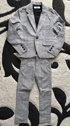 ジェネレーター　フォーマルスーツ　120cm 細身シルエット　かっこいい　男の子